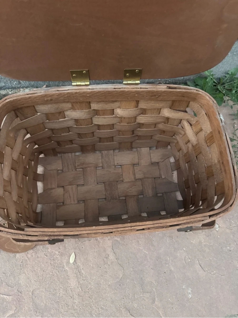 Vintage 1940 soben Wood picnic basket in pristine conditions